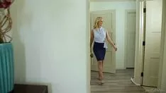 Abspielen Beflockter Mann fickt einen Fitnesstrainer und stärkt ihre gut gearbeiteten Stücke