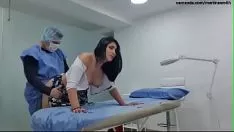 Oynat tüm amını cum ile doldurmak istiyor