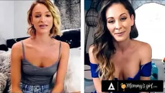 Jouer La MILF lesbienne Cherie Deville et sa demi-soeur Emma Hix partagent une séance de doigté humide et sauvage