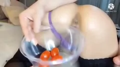 Redare Experimente de cuplu pervertit cu clisma anală și penis uriaș