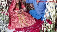 Jouer Expérience la première fois - HD Indian Marriage Step Baap Step Bati dans la réalité de Desi Angel