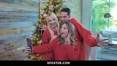 Play Cute Teen Joins Her Foster Family For A Steamy Christmas Threesome With Her Step-Mom And Step-Dad