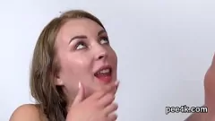 Jouer Una splendida MILF si fa inzuppare la figa in una sessione di pipì selvaggia con un ragazzo sexy